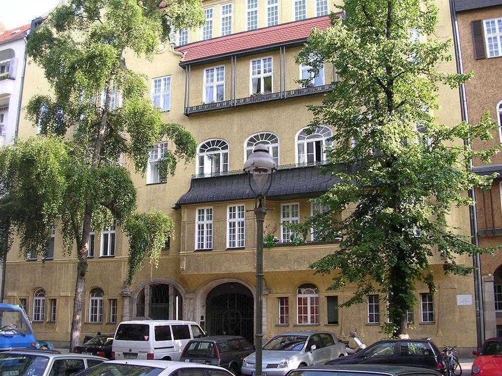 Hotel Pension Waizenegger Am Kurfuerstendamm Berlijn Buitenkant foto